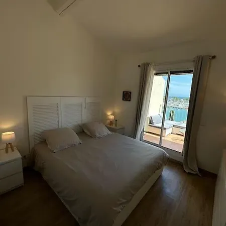 Appartement L'Atelier Marin Sur Le Port Des Marines à Cogolin Extérieur photo